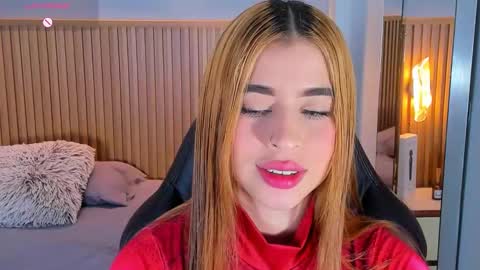 L U C Y  online show from October 10, 2025, 12:04 pm