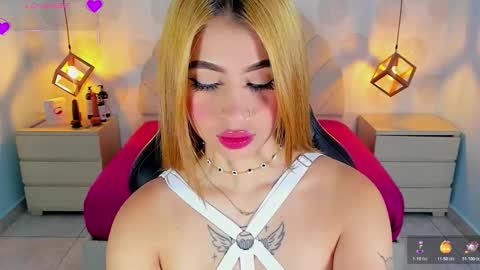 L U C Y  online show from October 21, 2025, 12:39 pm