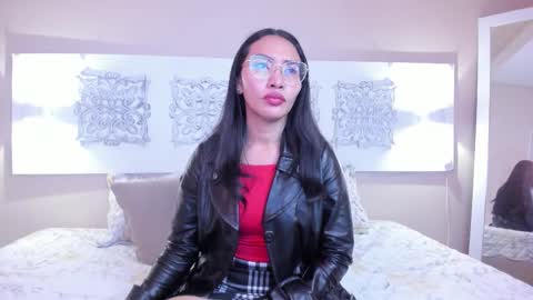 Lucy Liiu online show from January 14, 2026, 8:14 pm