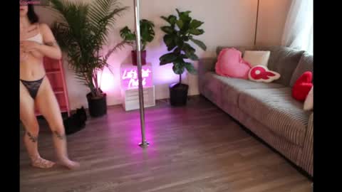 Lucy online show from April 1, 2026, 10:07 pm