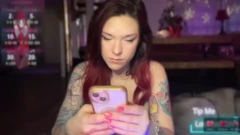 Snapshot of luebeam chatting on February 3, 2026, 4:21 am Luubeam INSTA luubeammm TWITTER lunaisreallycu1 online show from February 3, 2026, 4:21 am