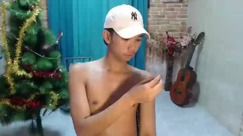 lui_the_fucker online show from December 29, 2024, 5:10 am