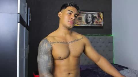 Luigi Independent model online show from November 15, 2025, 7:16 am