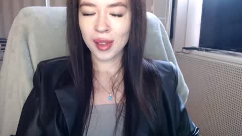 luisa lovedom online show from October 10, 2025, 9:30 am