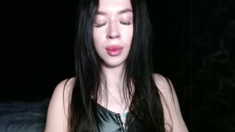 luisa lovedom online show from May 15, 2026, 11:12 pm