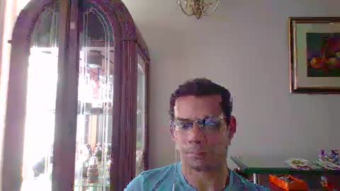 Luis online show from September 19, 2025, 8:20 pm