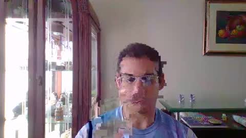 Luis online show from September 24, 2025, 8:01 pm