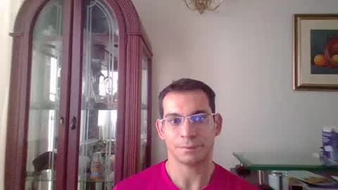 Luis online show from October 20, 2025, 7:58 pm