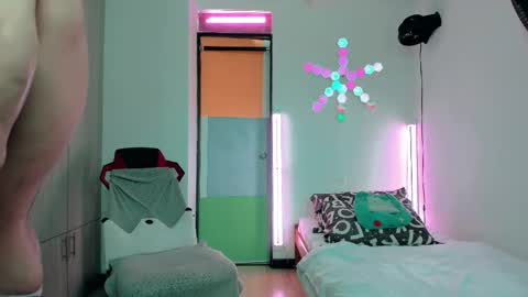 Luis Fer PVT IS OPEN online show from January 16, 2026, 4:22 pm