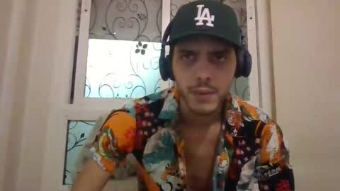Snapshot of luisitodescomunica chatting on January 8, 2026, 11:18 pm Luisito Descomunica online show from January 8, 2026, 11:18 pm