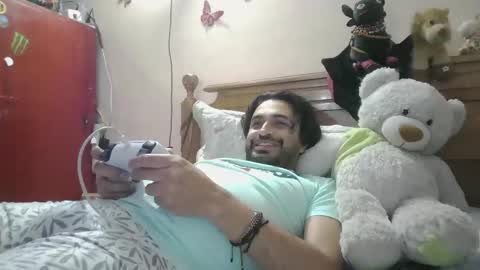 luismiastarot online show from February 19, 2026, 2:18 am