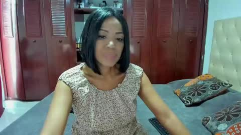 Snapshot of luissa_s1 chatting on January 30, 2025, 12:27 pm Luissa online show from January 30, 2025, 12:27 pm