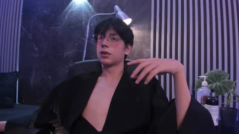 Snapshot of luixdust1 chatting on October 11, 2025, 7:29 am luixdust1 online show from October 11, 2025, 7:29 am