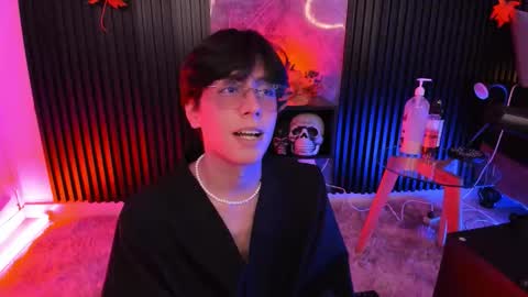 Snapshot of luixdust1 chatting on October 17, 2025, 6:16 am luixdust1 online show from October 17, 2025, 6:16 am