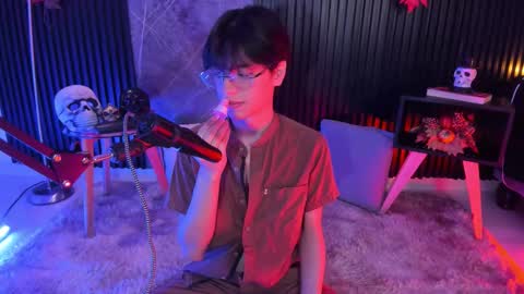 Snapshot of luixdust1 chatting on October 21, 2025, 4:24 am luixdust1 online show from October 21, 2025, 4:24 am