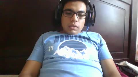 luje20 online show from January 24, 2025, 7:18 pm