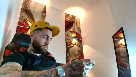 LUKE online show from April 22, 2026, 1:12 pm