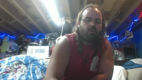 lukeandluci online show from June 19, 2026, 8:18 am