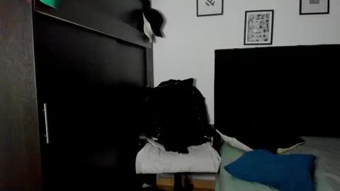 Snapshot of lukeglanton17 chatting on March 6, 2025, 3:57 am Luke online show from March 6, 2025, 3:57 am