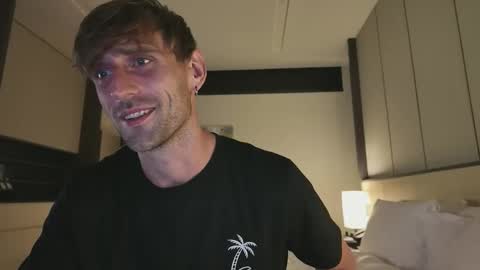 MR. Luke Gunn online show from October 9, 2025, 12:47 pm