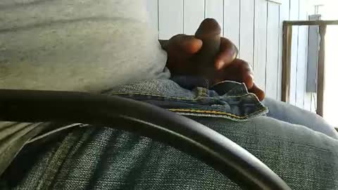 Luke online show from November 8, 2025, 7:12 pm