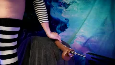 lukewildone online show from October 25, 2025, 5:37 am