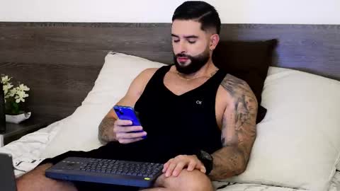 Lukhas f4f online show from October 24, 2025, 1:35 am