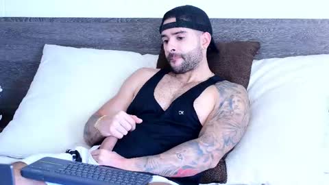 Lukhas f4f online show from December 3, 2025, 6:39 pm