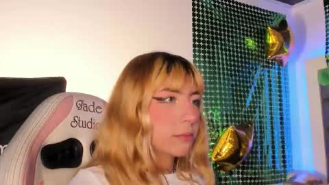 elizabeth online show from March 21, 2026, 9:51 pm