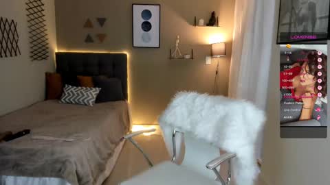 Snapshot of lulu_lopez chatting on March 9, 2025, 8:52 pm Lau online show from March 9, 2025, 8:52 pm