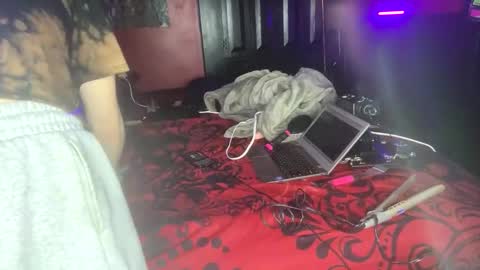 Snapshot of lulu_only_fans chatting on February 17, 2025, 4:48 pm Lulu online show from February 17, 2025, 4:48 pm