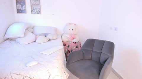 LULU online show from December 7, 2024, 12:24 pm