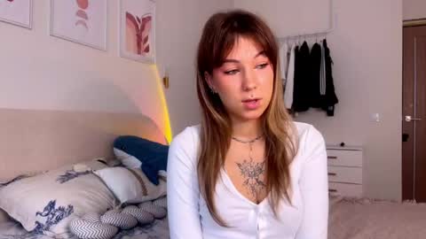 Snapshot of luluberryx chatting on May 31, 2026, 2:20 am lulu berry online show from May 31, 2026, 2:20 am