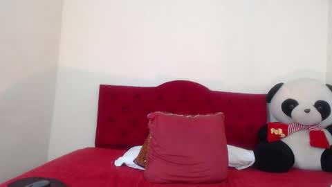 LULU online show from January 21, 2025, 9:36 pm