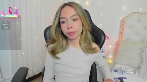 luluuberry online show from February 3, 2026, 11:32 pm