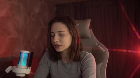 Amelia online show from February 21, 2026, 2:12 am