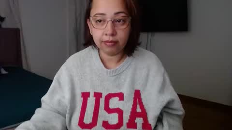 Snapshot of lumi_84 chatting on January 18, 2025, 9:13 am LUMI online show from January 18, 2025, 9:13 am