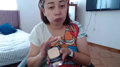 Snapshot of lumi_84 chatting on February 2, 2025, 12:46 pm LUMI online show from February 2, 2025, 12:46 pm