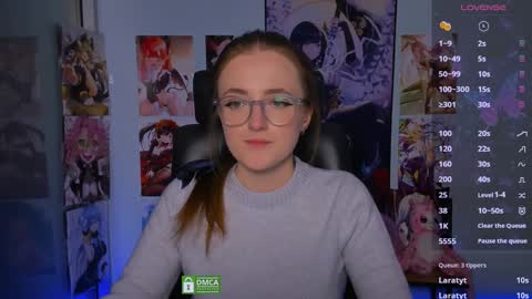 luna_berryy online show from January 18, 2025, 2:47 am