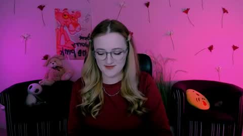 Snapshot of luna_berryy chatting on June 2, 2026, 6:54 pm luna_berryy online show from June 2, 2026, 6:54 pm