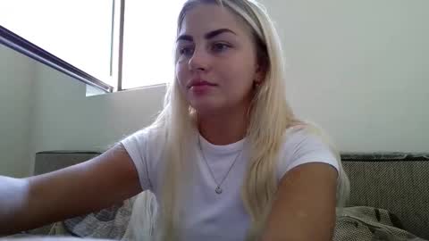 Snapshot of luna_blazer chatting on September 10, 2025, 8:47 am luna_blazer online show from September 10, 2025, 8:47 am
