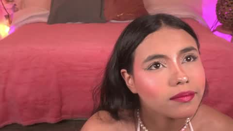 Lunita online show from April 1, 2026, 7:11 pm