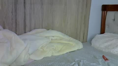 maskedmalkia online show from April 21, 2026, 3:24 am