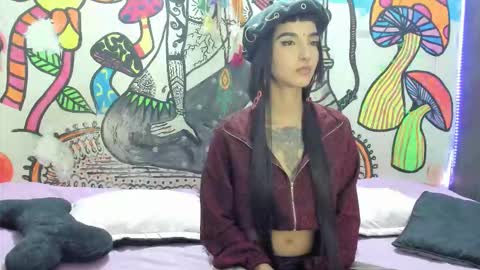 luna_gc online show from September 25, 2025, 8:34 pm