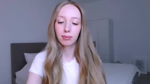 Luna online show from March 6, 2026, 9:22 pm