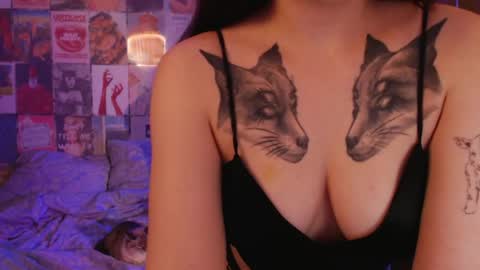 luna_limerence online show from May 25, 2026, 5:24 am