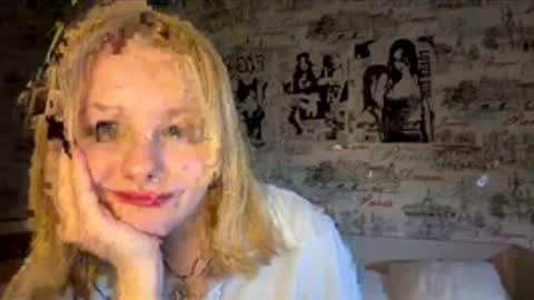 Snapshot of luna_linn chatting on March 8, 2026, 6:34 pm Luna online show from March 8, 2026, 6:34 pm