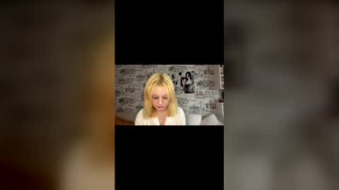 Snapshot of luna_linn chatting on March 21, 2026, 12:21 pm Luna online show from March 21, 2026, 12:21 pm