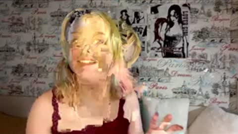 Snapshot of luna_linn chatting on March 31, 2026, 7:03 pm Luna online show from March 31, 2026, 7:03 pm