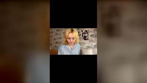 Snapshot of luna_linn chatting on April 13, 2026, 10:43 am Luna online show from April 13, 2026, 10:43 am